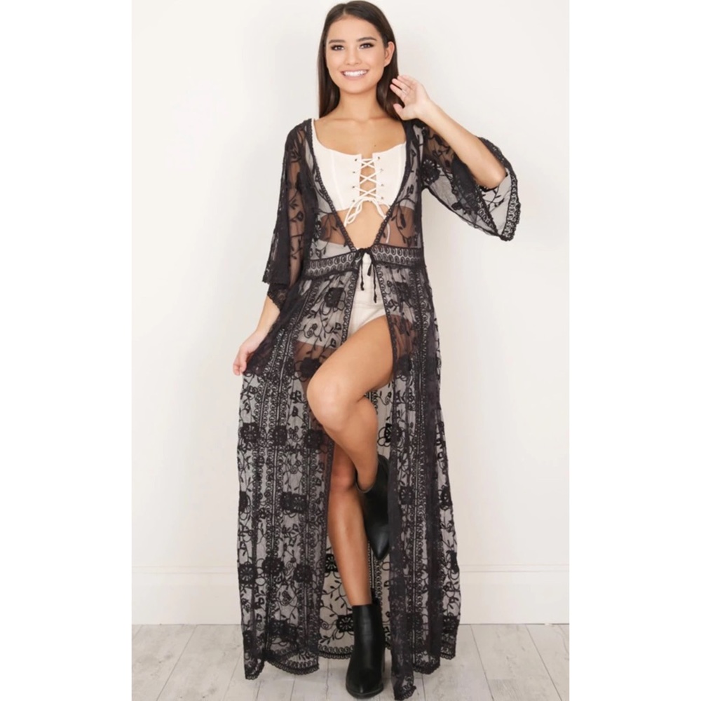 SOLD OUT Boho Floral Embroidered Lace Kimono Duster Wrap - Picture 6 of 9